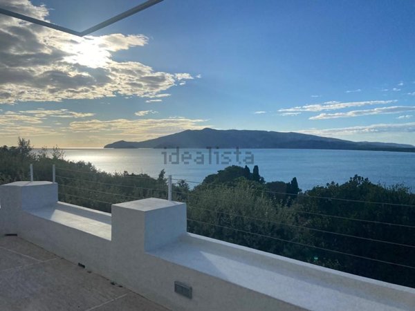 casa indipendente in affitto ad Orbetello in zona Ansedonia