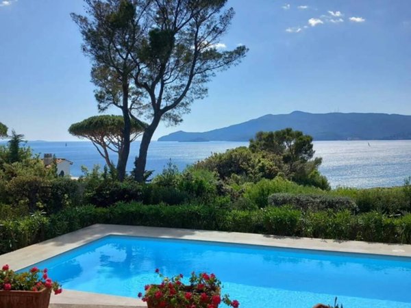 casa indipendente in affitto ad Orbetello in zona Ansedonia