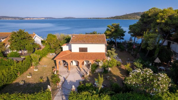 appartamento in affitto ad Orbetello in zona Giannella