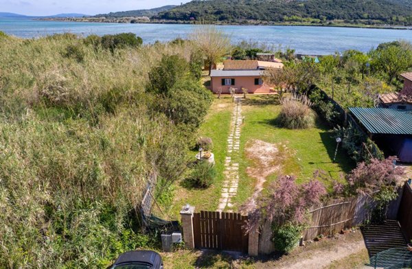casa indipendente in affitto ad Orbetello in zona Giannella