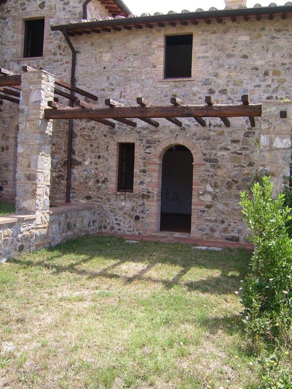 appartamento in affitto a Roccalbegna