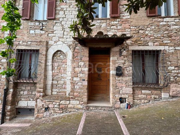 appartamento in affitto ad Assisi