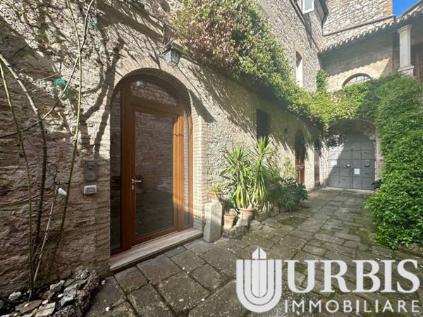 appartamento in affitto ad Assisi