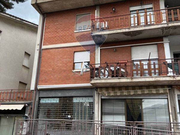 negozio in affitto ad Assisi in zona Rivotorto