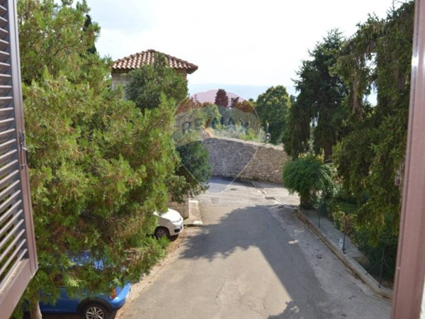 appartamento in affitto ad Assisi
