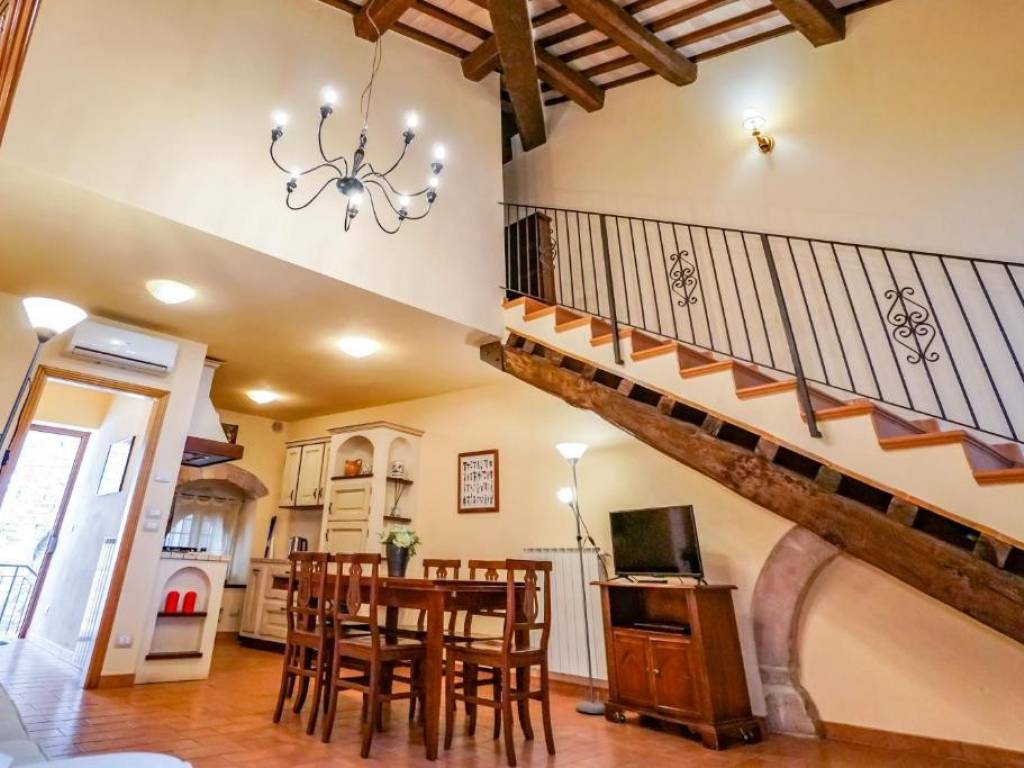 appartamento in affitto ad Assisi
