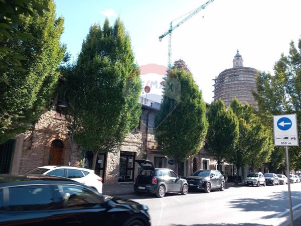 negozio in affitto ad Assisi in zona Santa Maria degli Angeli