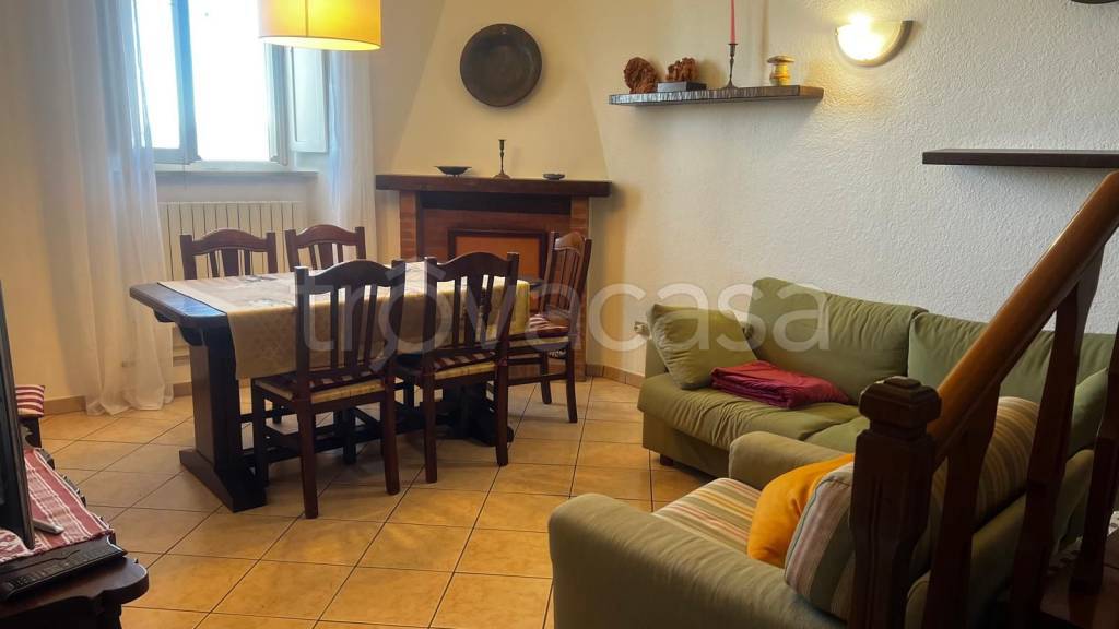 appartamento in affitto ad Assisi