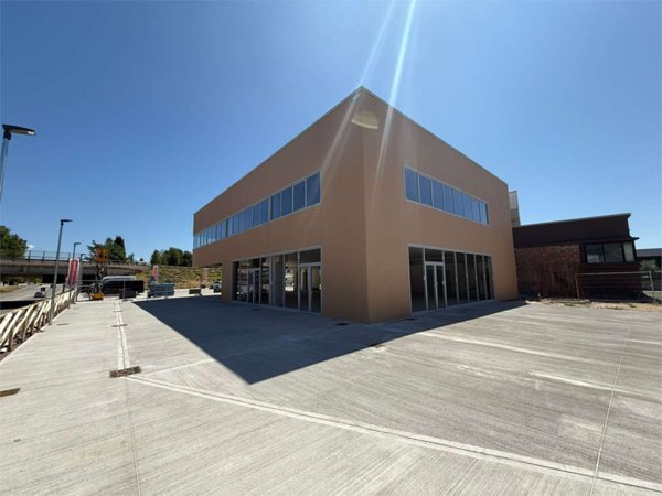 locale commerciale in affitto ad Assisi in zona Santa Maria degli Angeli