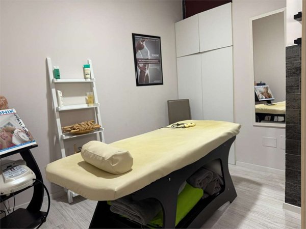 negozio in affitto ad Assisi in zona Santa Maria degli Angeli