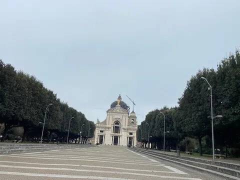 negozio in affitto ad Assisi in zona Santa Maria degli Angeli