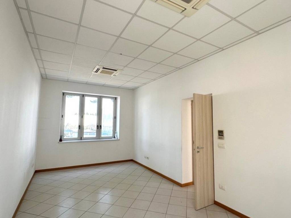 ufficio in affitto a Bastia Umbra