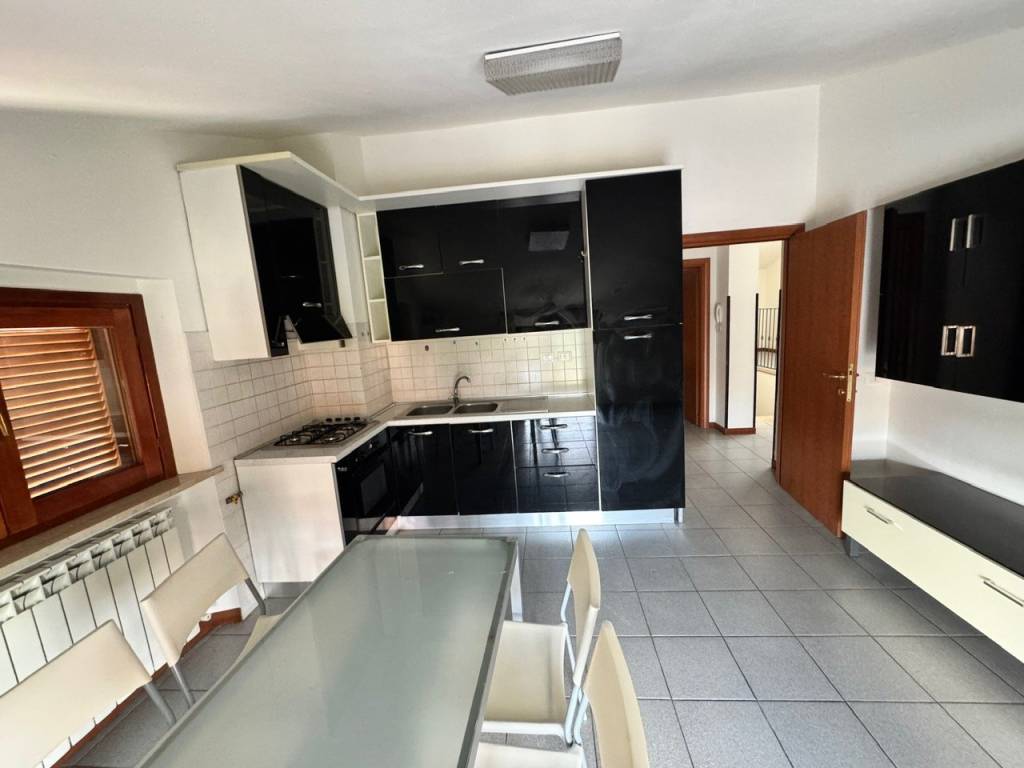 appartamento in affitto a Bastia Umbra
