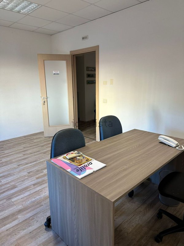 ufficio in affitto a Bastia Umbra