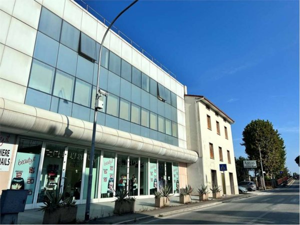 ufficio in affitto a Bastia Umbra