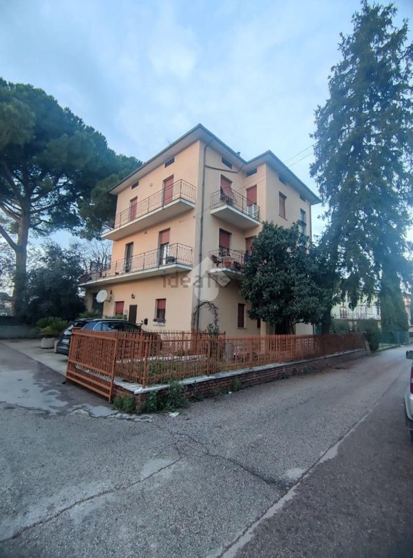 appartamento in affitto a Bastia Umbra