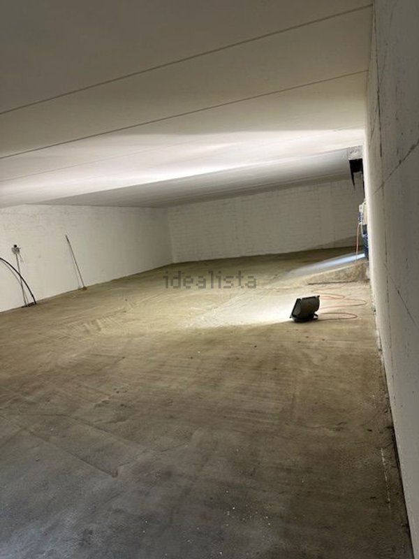 locale di sgombero in affitto a Bastia Umbra