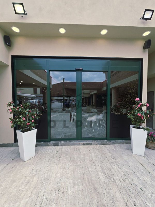 negozio in affitto a Bastia Umbra