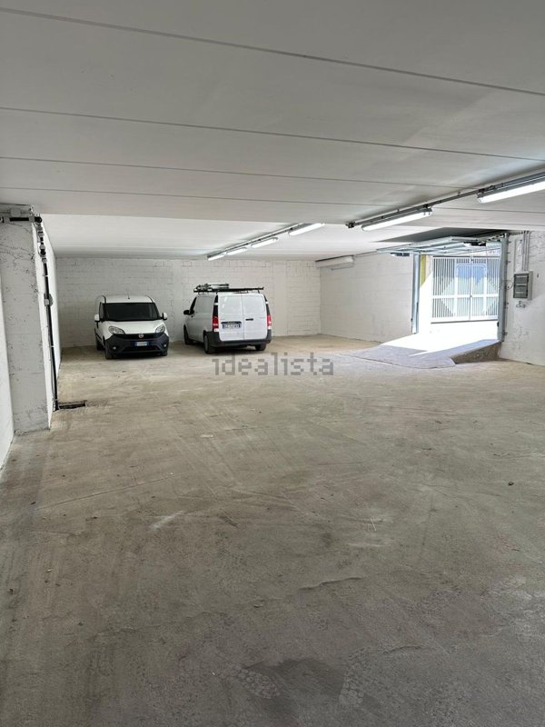 locale di sgombero in affitto a Bastia Umbra