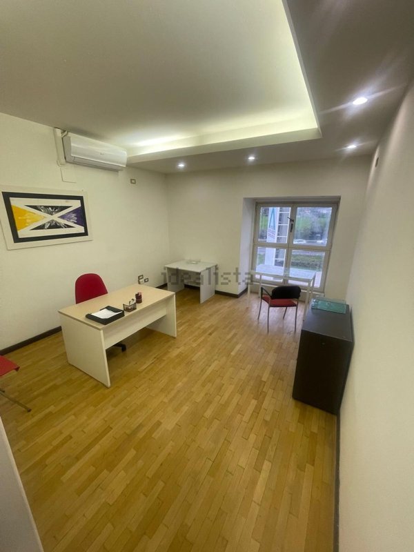 ufficio in affitto a Bastia Umbra in zona San Lorenzo