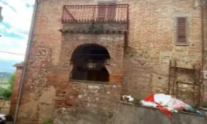 casale in vendita a Castiglione del Lago