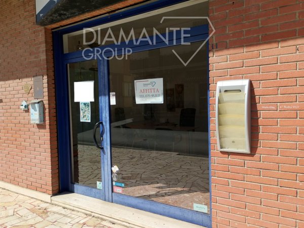 negozio in affitto a Castiglione del Lago