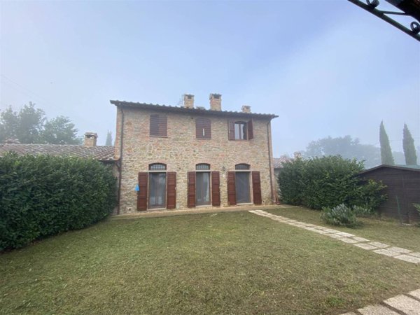 appartamento in affitto a Castiglione del Lago in zona Macchie