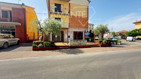 negozio in affitto a Castiglione del Lago