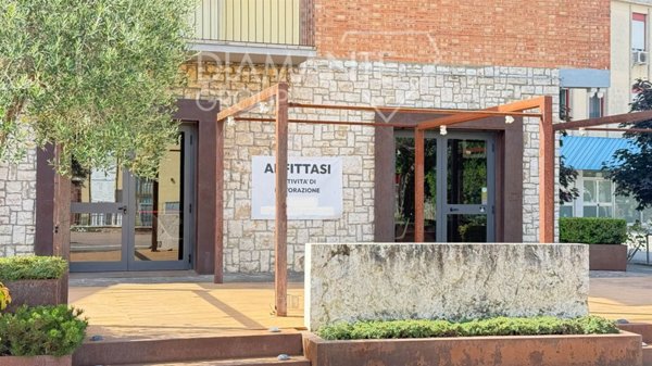 negozio in affitto a Castiglione del Lago