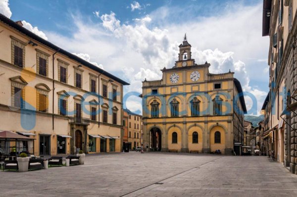 locale commerciale in affitto a Città di Castello