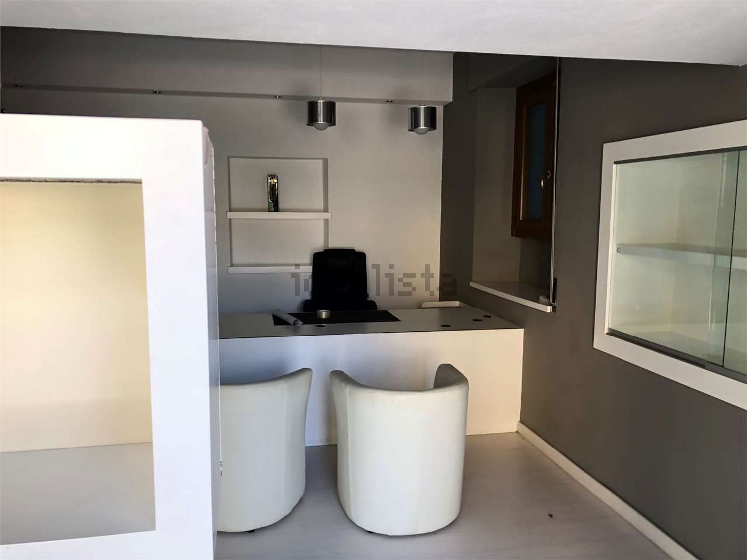 locale commerciale in affitto a Città di Castello