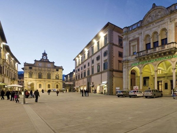 negozio in affitto a Città di Castello