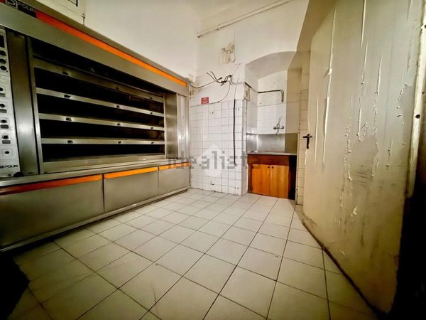 negozio in affitto a Città di Castello