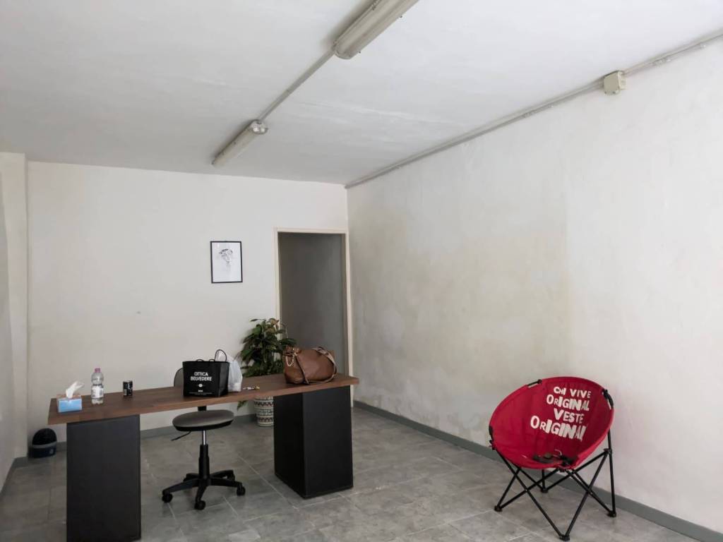 negozio in affitto a Città di Castello