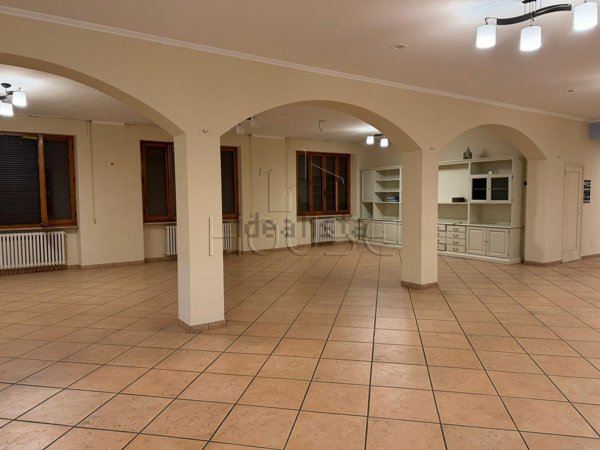 ufficio in affitto a Città di Castello in zona Zoccolanti