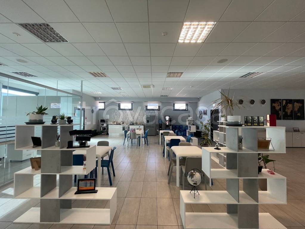 ufficio in affitto a Corciano