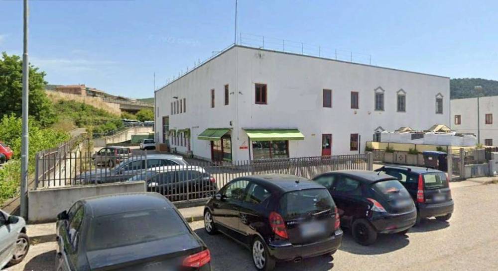 negozio in affitto a Corciano in zona Ellera Chiugiana