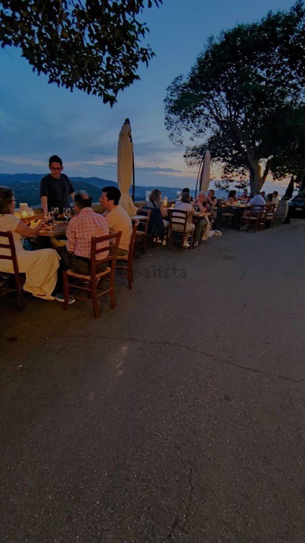 negozio in affitto a Corciano