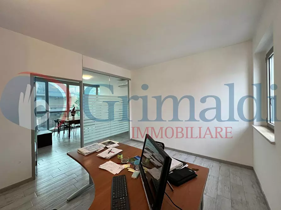 ufficio in affitto a Corciano in zona Strozzacapponi