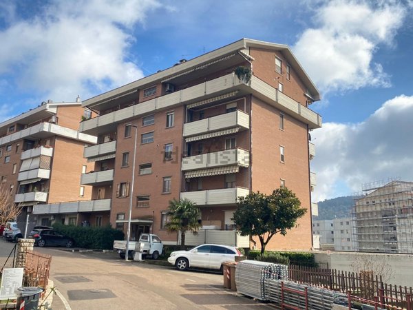 appartamento in affitto a Corciano