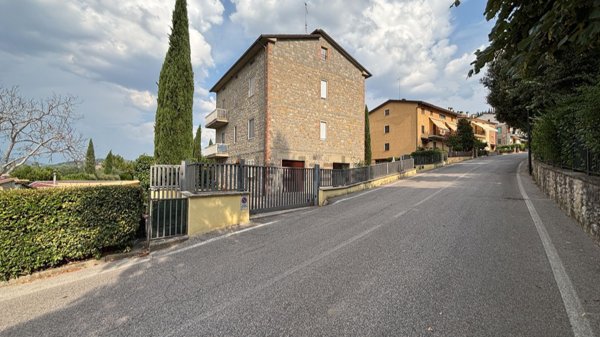 appartamento in affitto a Corciano in zona Solomeo