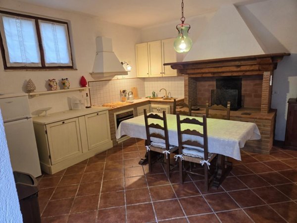appartamento in affitto a Corciano in zona Castelvieto