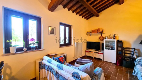 appartamento in affitto a Deruta in zona Casalina