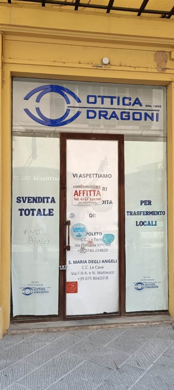negozio in affitto a Foligno