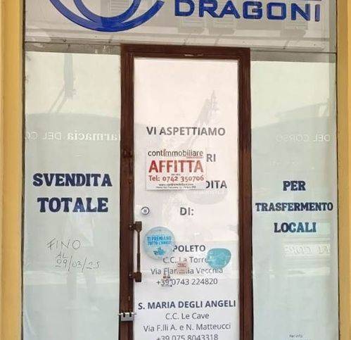 negozio in affitto a Foligno