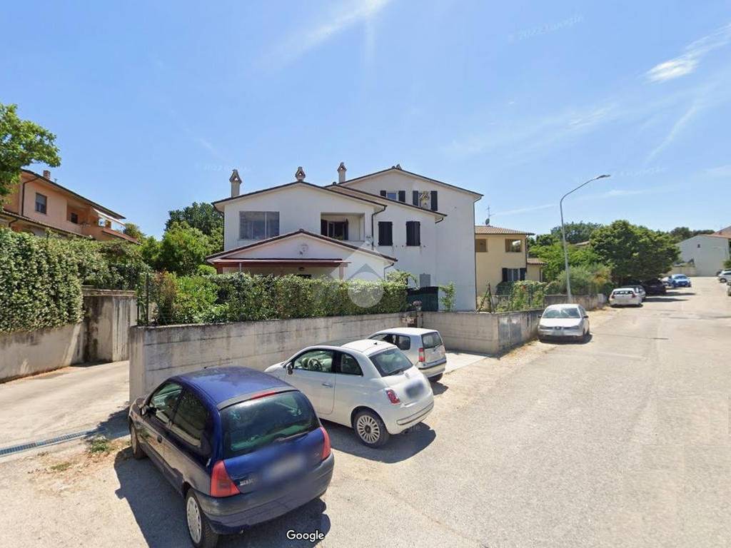 appartamento in affitto a Foligno in zona Fiamenga