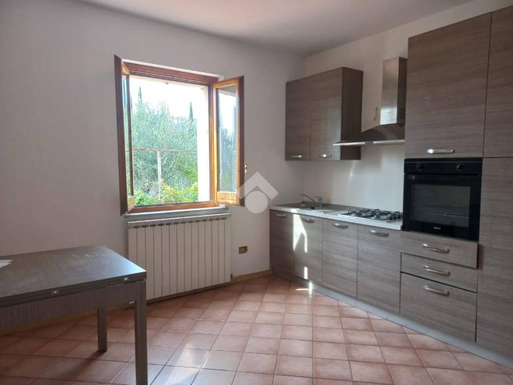 appartamento in affitto a Foligno in zona San Giovanni Profiamma