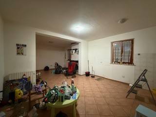 casa indipendente in affitto a Foligno in zona Altolina