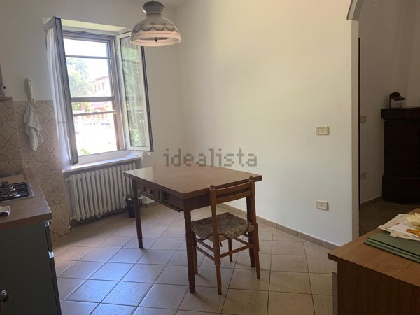 casa indipendente in affitto a Foligno