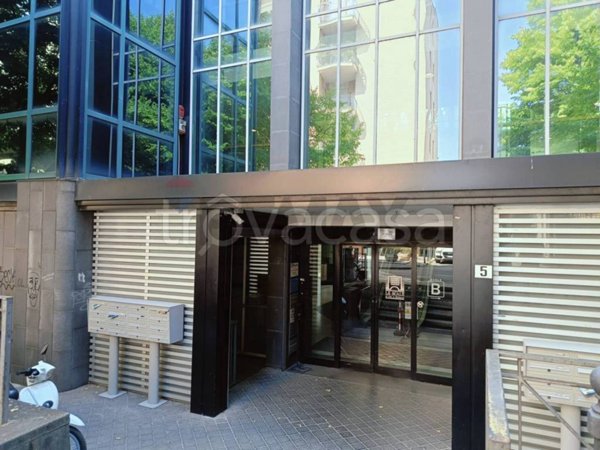 negozio in affitto a Foligno